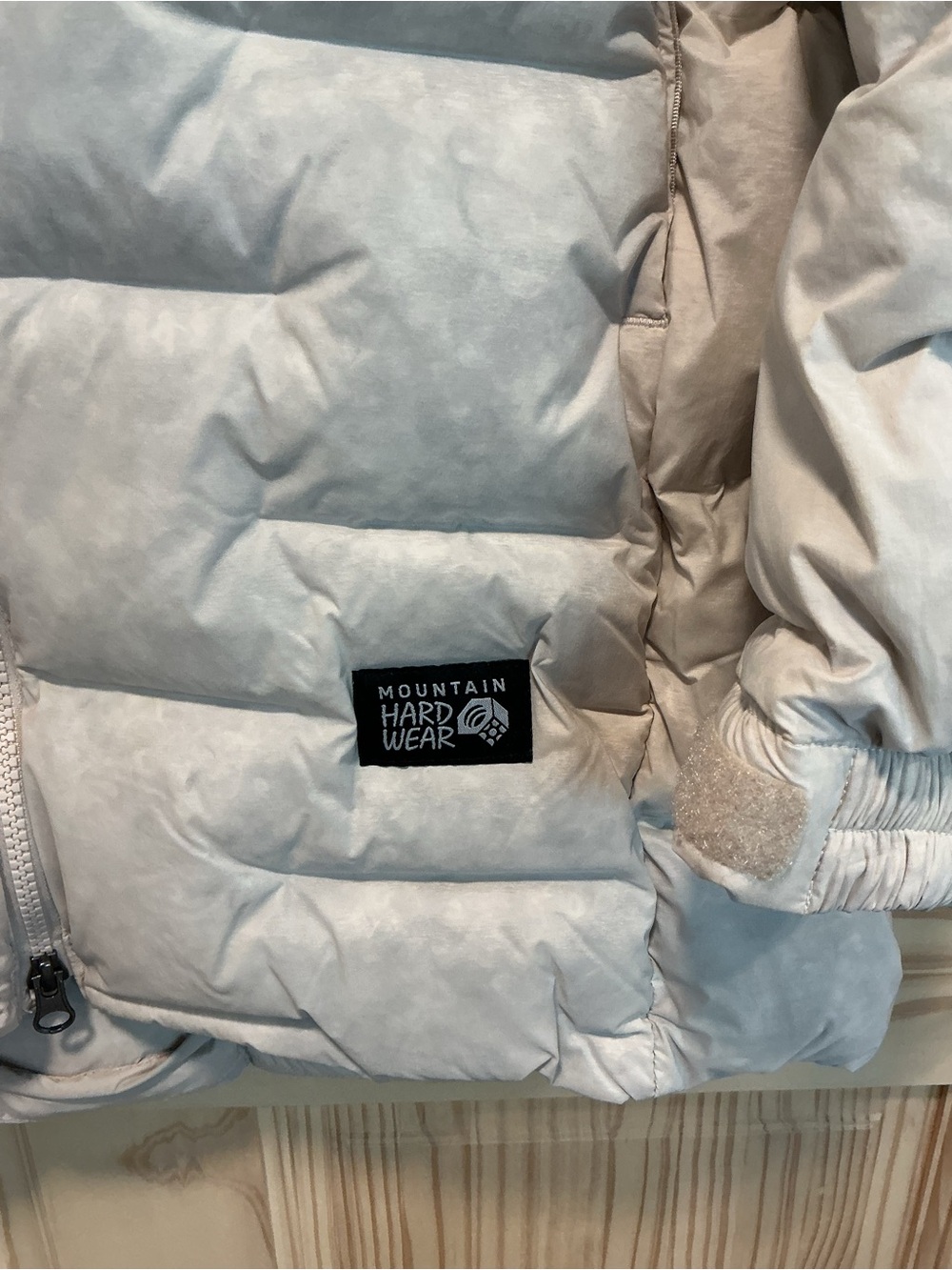 NWT Mountain Hardwear Women's Stretchdown Parka - Picture 3 of 9